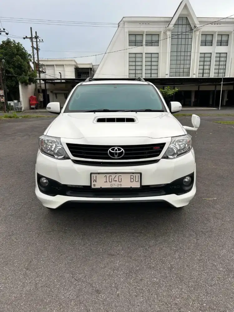 TOYOTA FORTUNER 2.5 G VNT TRD Manual 2014