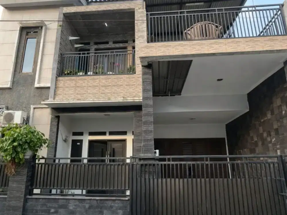 Rumah 2 Lantai di Depok