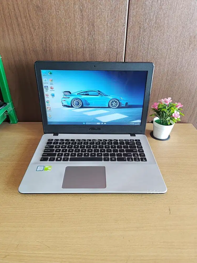 Laptop Asus i5 gen 8 SSD 256GB RAM 8GB NVidia 930MX