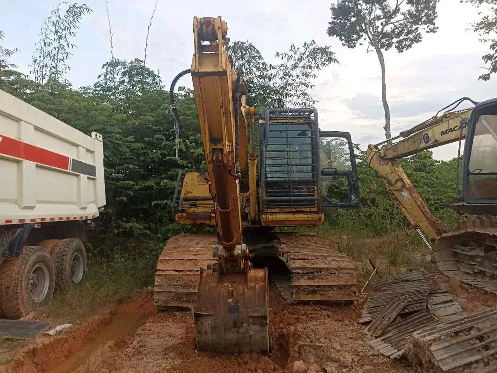 JUAL UNIT KOMATSU EXCAVATOR PC130F-7 TAHUN 2017 - KONDISI AS IS