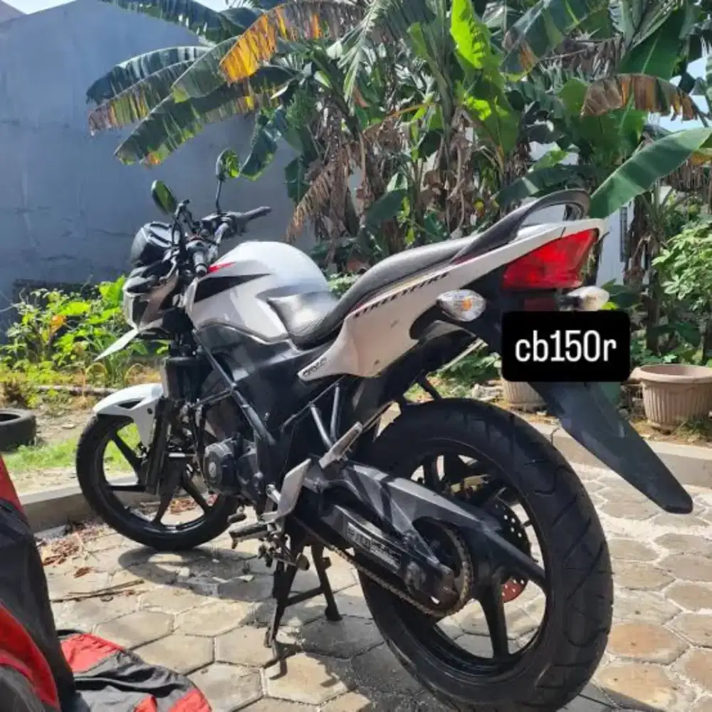 Di Jual Santai CB150R 2016