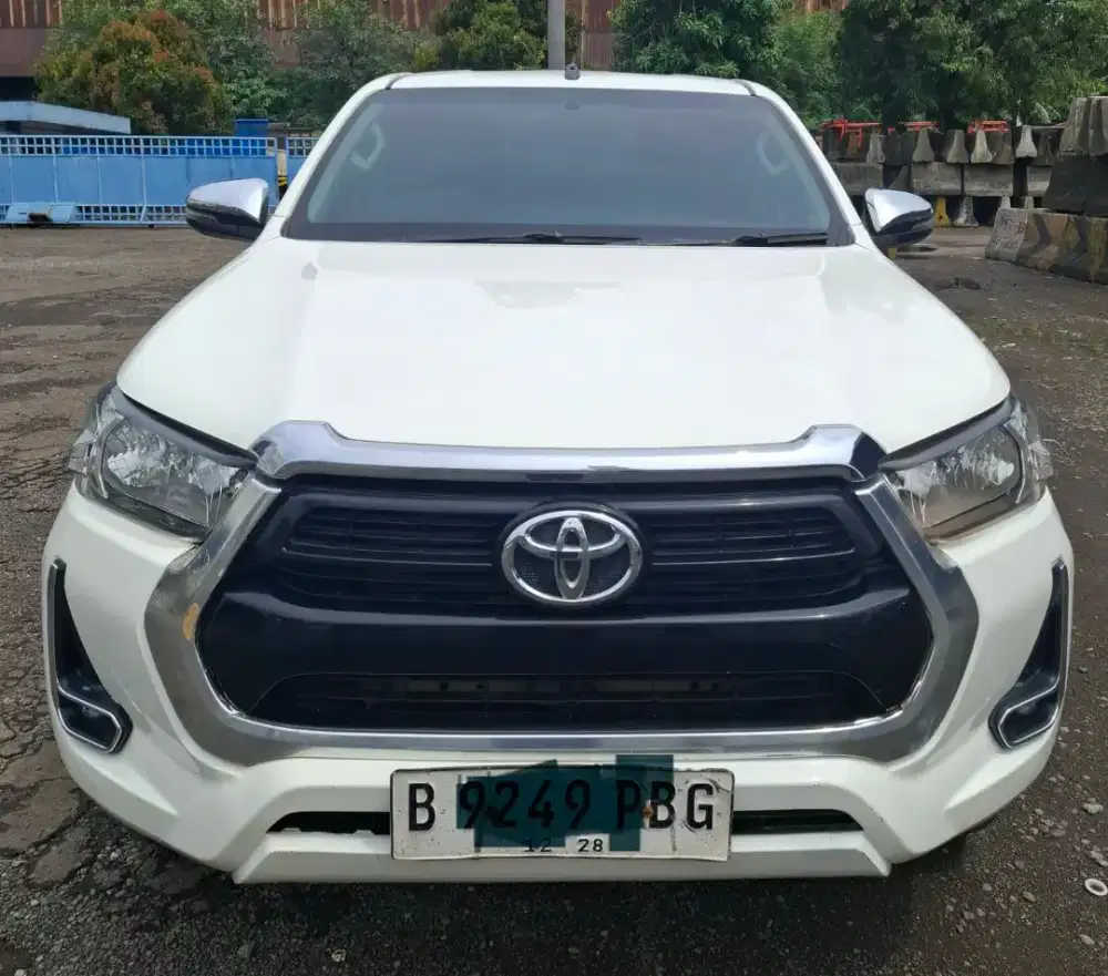 Dijual Hilux DC 2.4 G M/T