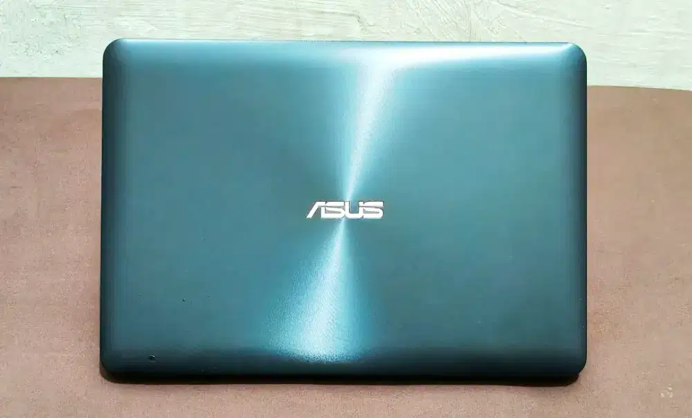 Asus vivobook X455L core i3gen4 ram6 hdd500 batre awet siap pakai
