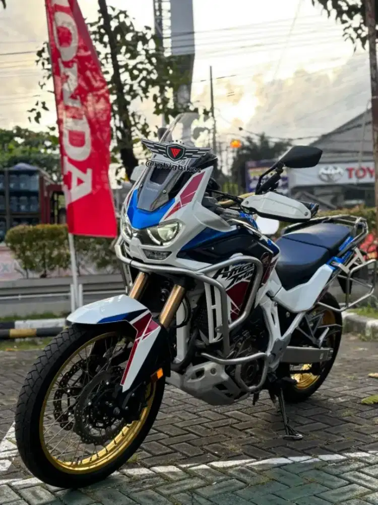 Honda CRF 1100 Africa Twin DCT 2023