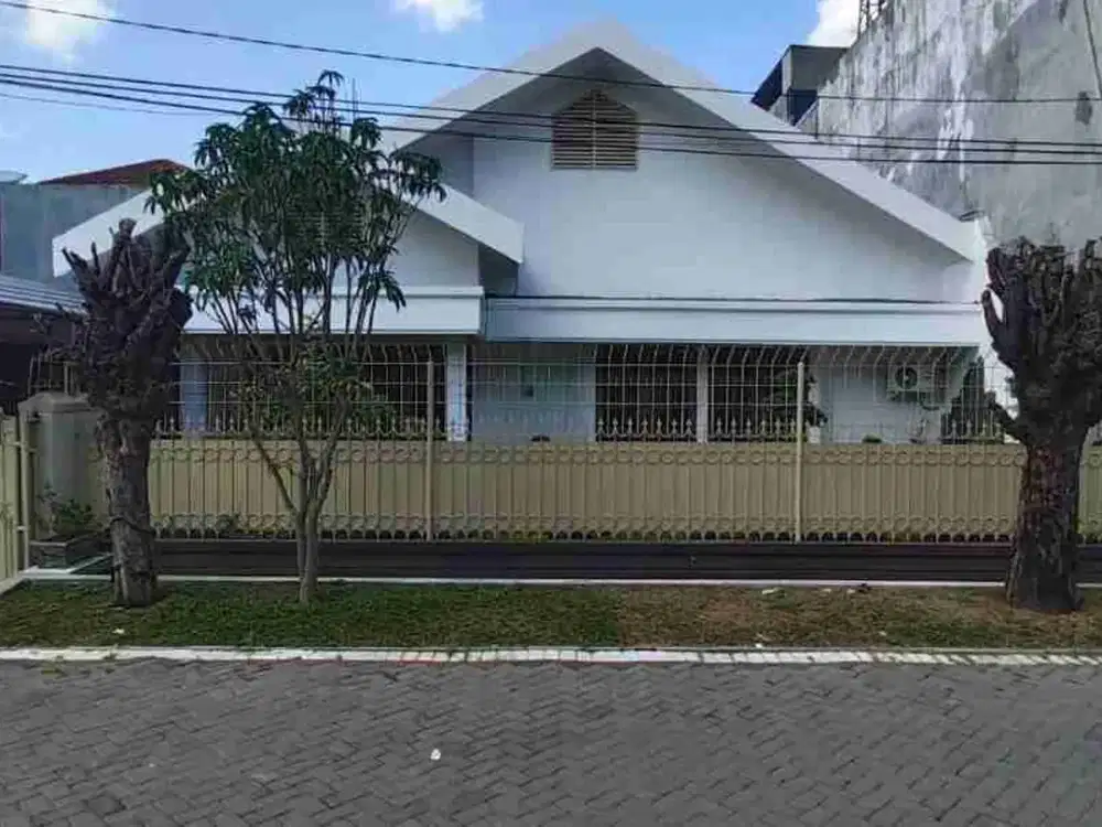 Termurah Dijual Rumah Classic Dharmahusada Indah Barat