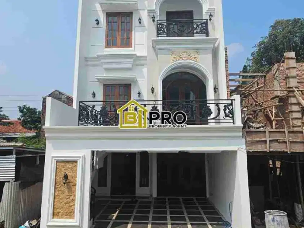 NEW HOUSE IN TOWN HOUSE JAGAKARSA JAKSEL