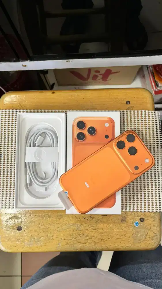 iPhone 17 pro 256 iBox
