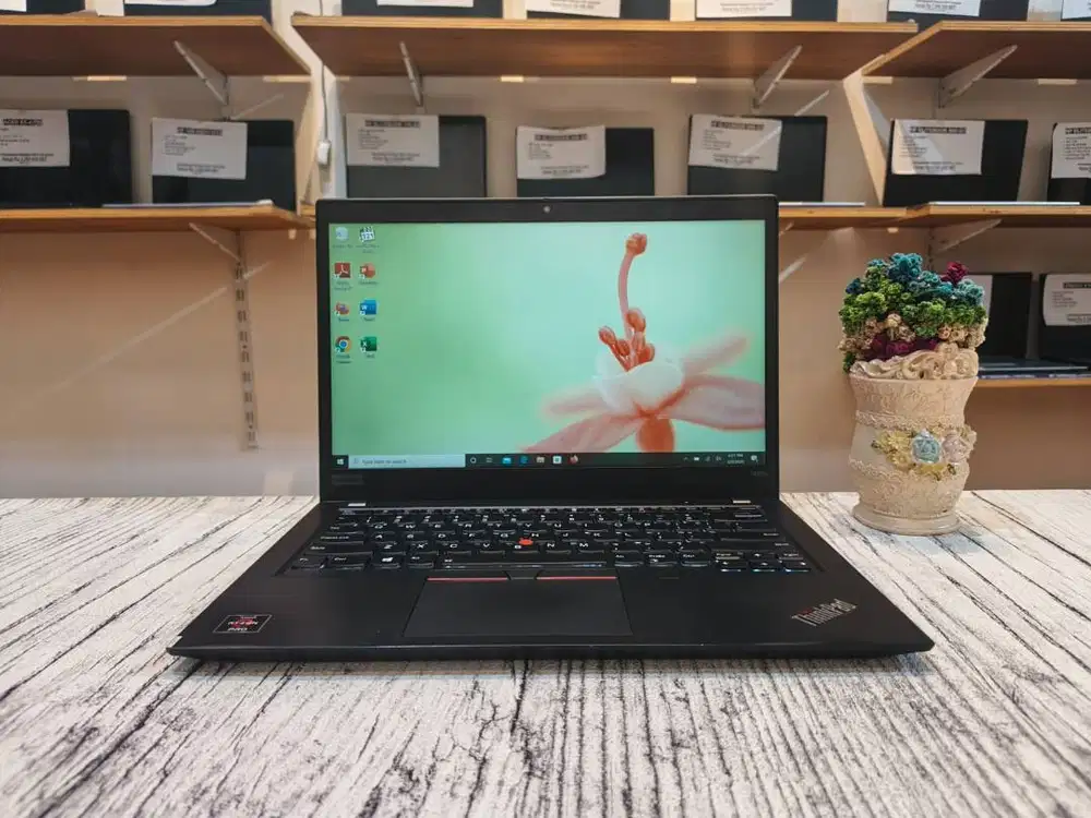 Laptop LENOVO THINKPAD T495S AMD Ryzen 5PRO-3500U Ram 8GB