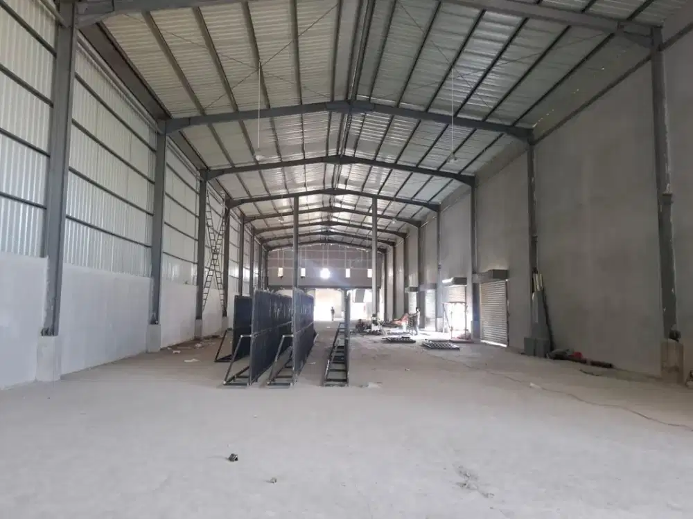 Disewakan/Dijual gudang dalam proses pembangunan di Delta Silikon Jalan Cempaka Bekasi