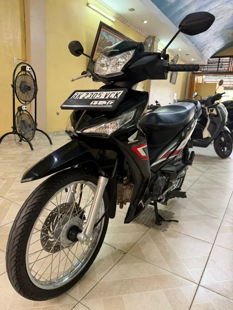 New Supra X 125 F1 SW 2025 Spti Baru*Odomtr 5.000 KM*plaza motor
