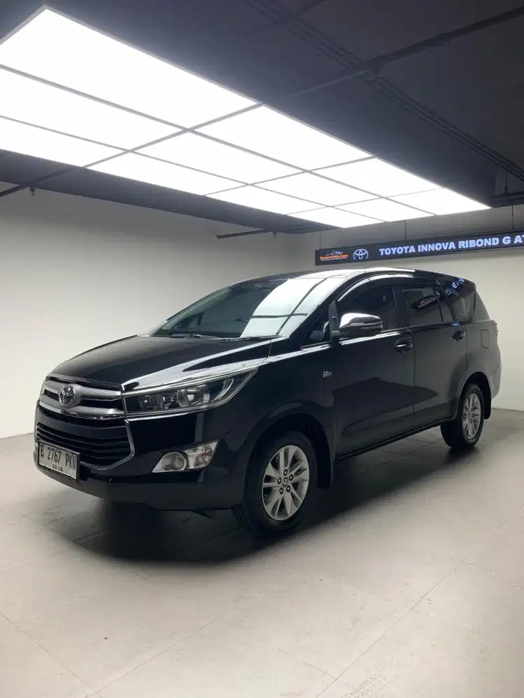 Toyota Innova Ribond G AT 2019