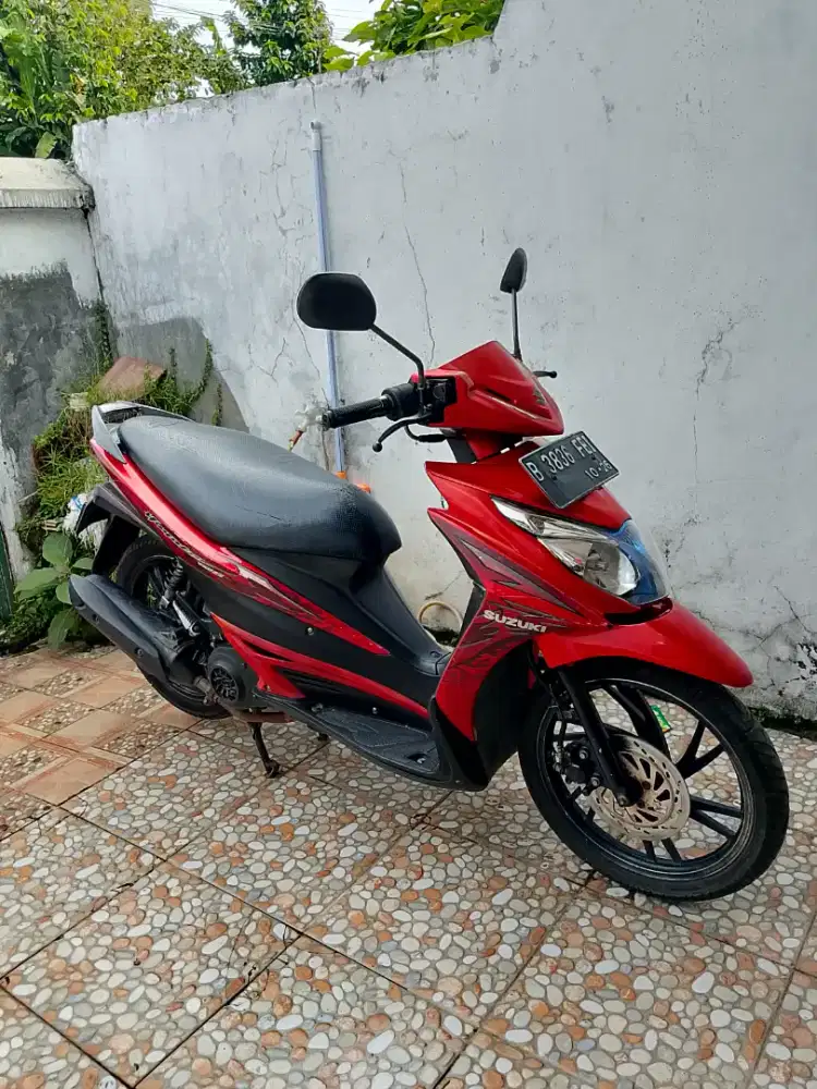 SUZUKI HAYATE 125 TAHUN 2011 WARNA MERAH