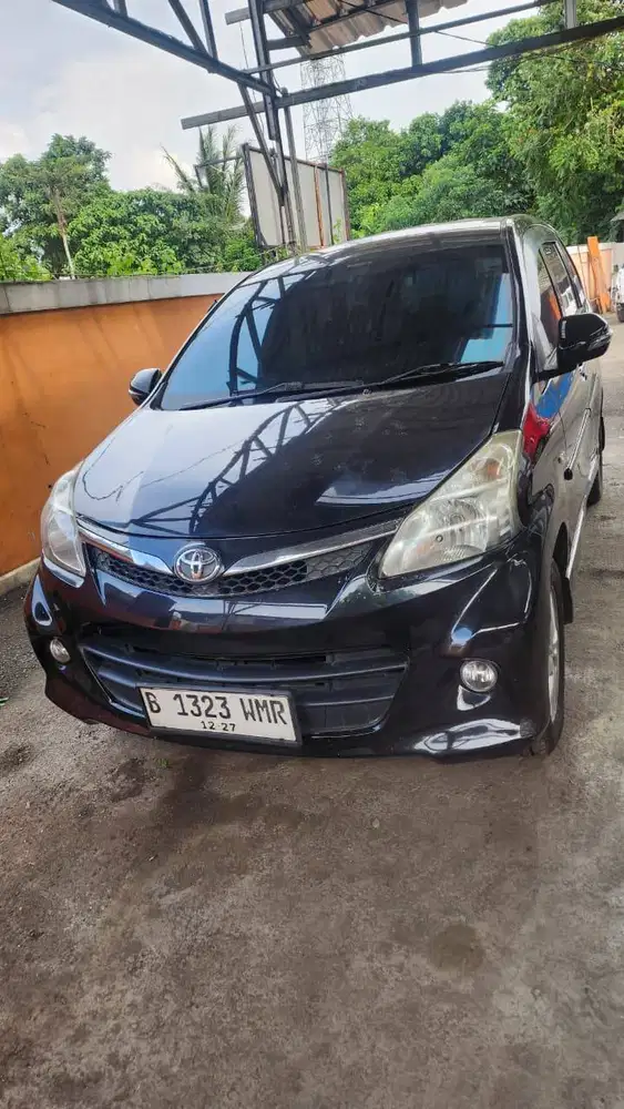 Di Jual Toyota New Avanza Veloz 1.5 A/T 2012