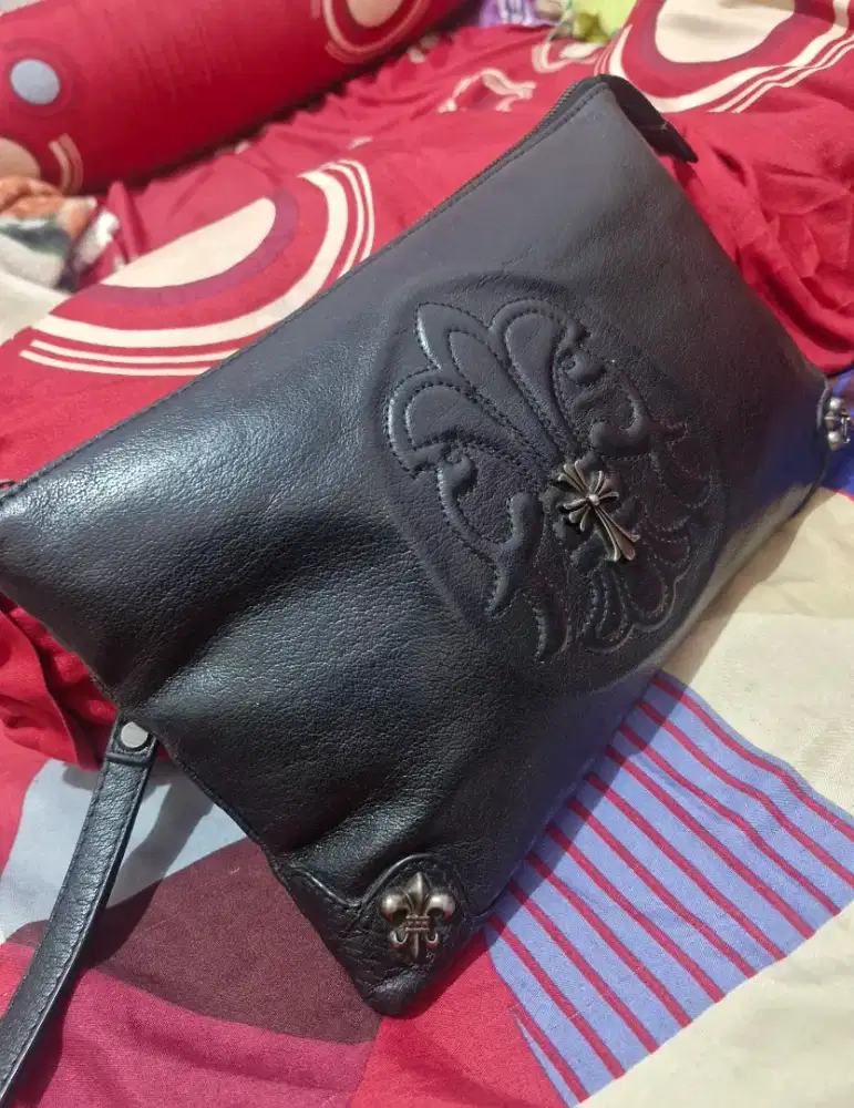 Preloved clutch Chrome Hearts kulit asli, besi2 embos CH mulus