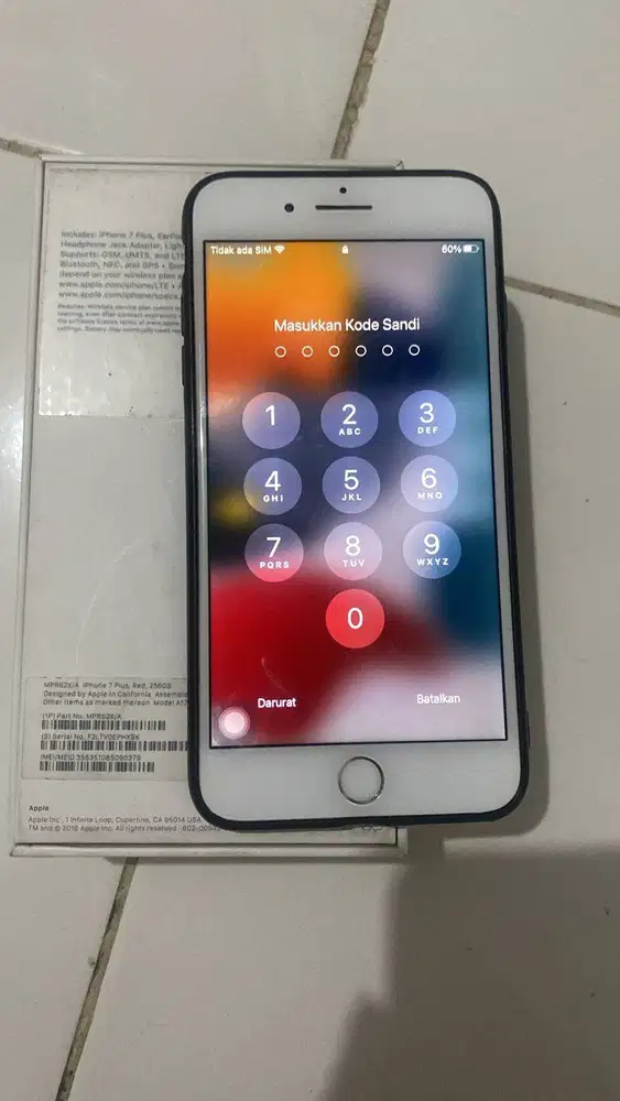 Iphone 7 Plus merah 256GB bekas pakai sendiri ada dus