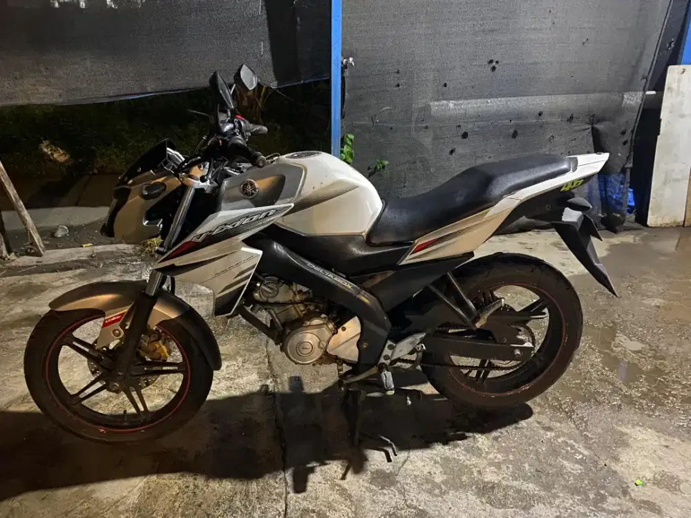 Jual Santai Vixion 2015