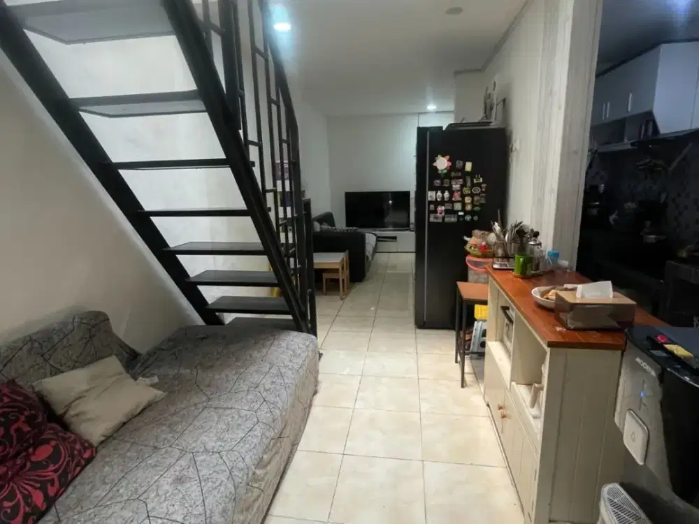Rumah Hadap Barat Sektor 1.2 Griya Loka BSD, Tangerang Selatan