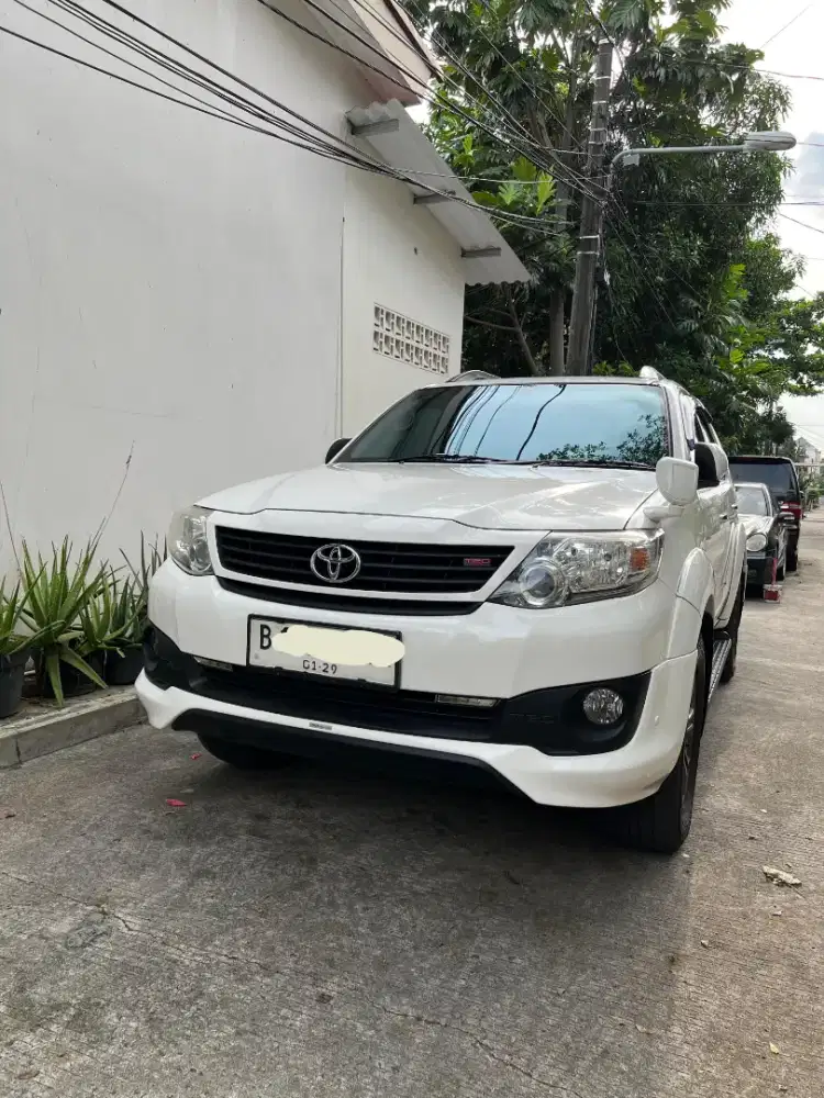 LOW KM!! FORTUNER 2.7G TRD SPORTIVO