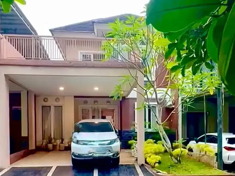 Rumah 2 Lantai Hadap Taman di Kota Wisata Cibubur Bogor