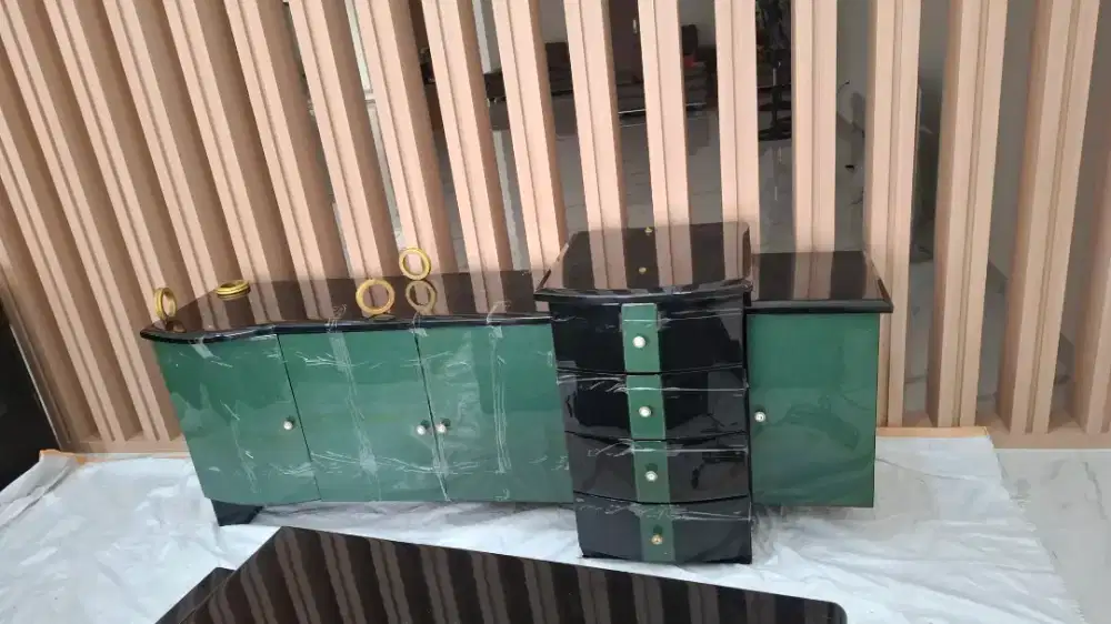 Meja rak buat cemilan