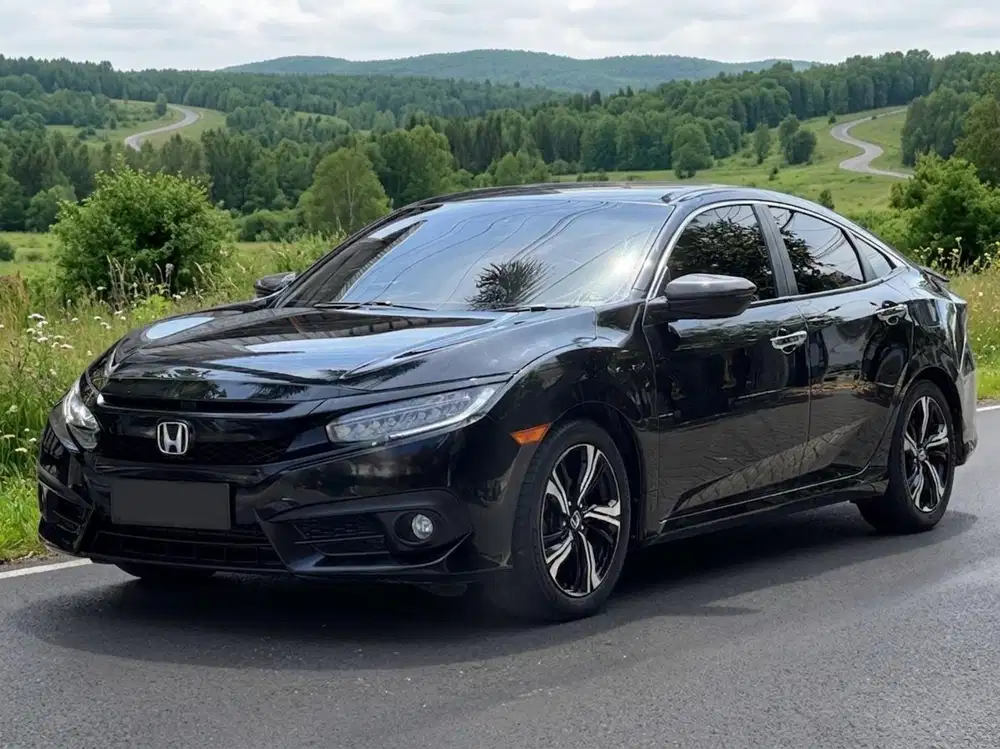 Honda Civic 1.5 Turbo ES AT Terawat