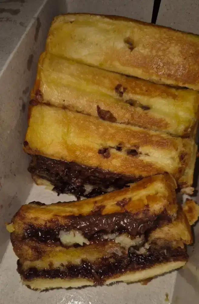 Dicari Karyawan Untuk Jualan Roti Bakar