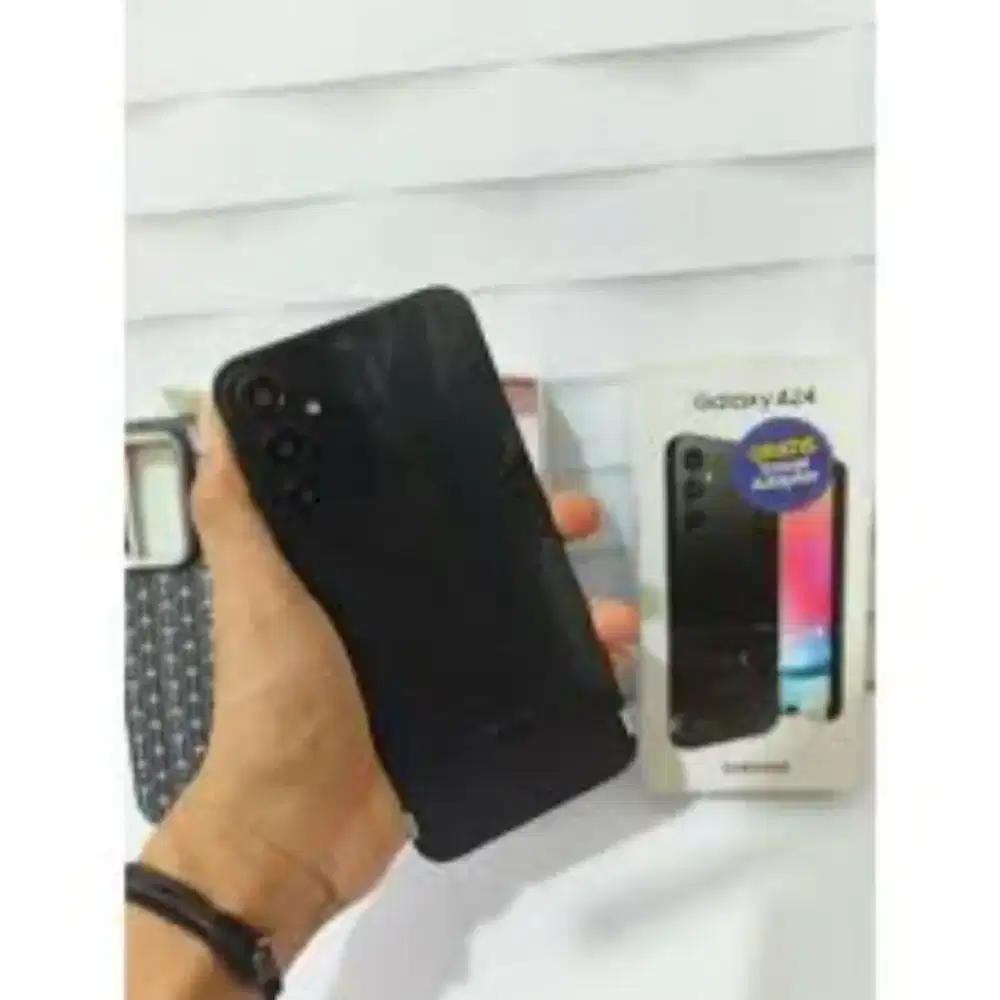 Samsung a24 8/128 black