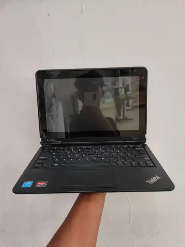LAPTOP LENOVO YOGA 11e RAM 4GB SSD 128GB BUILD UP