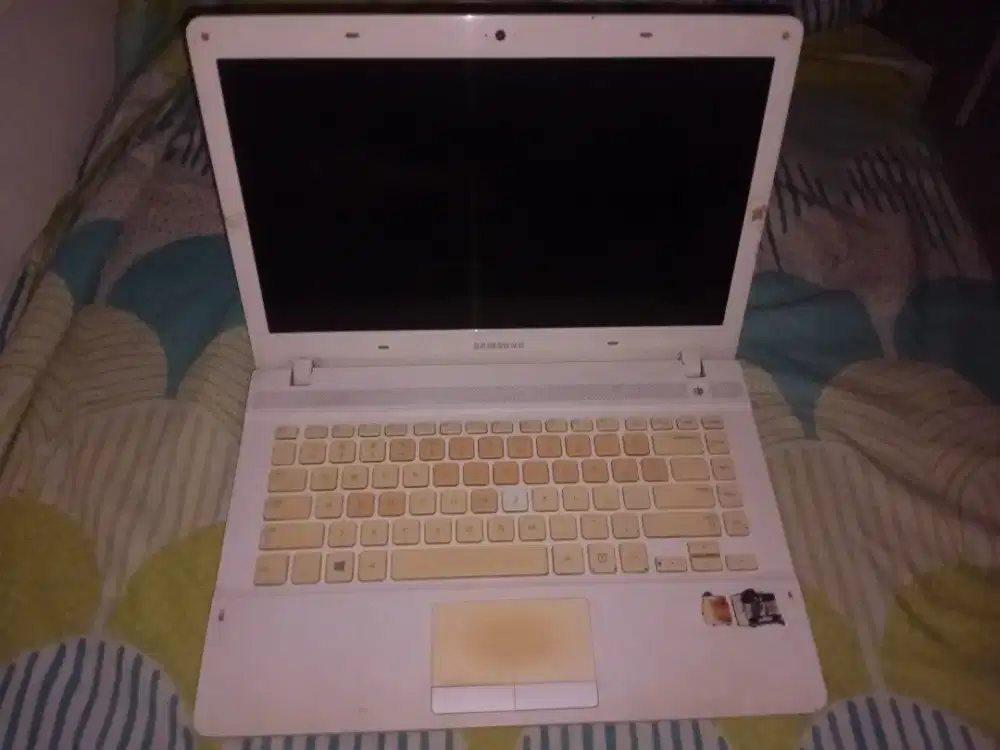 Laptop Samsung NP275E4V (Second)