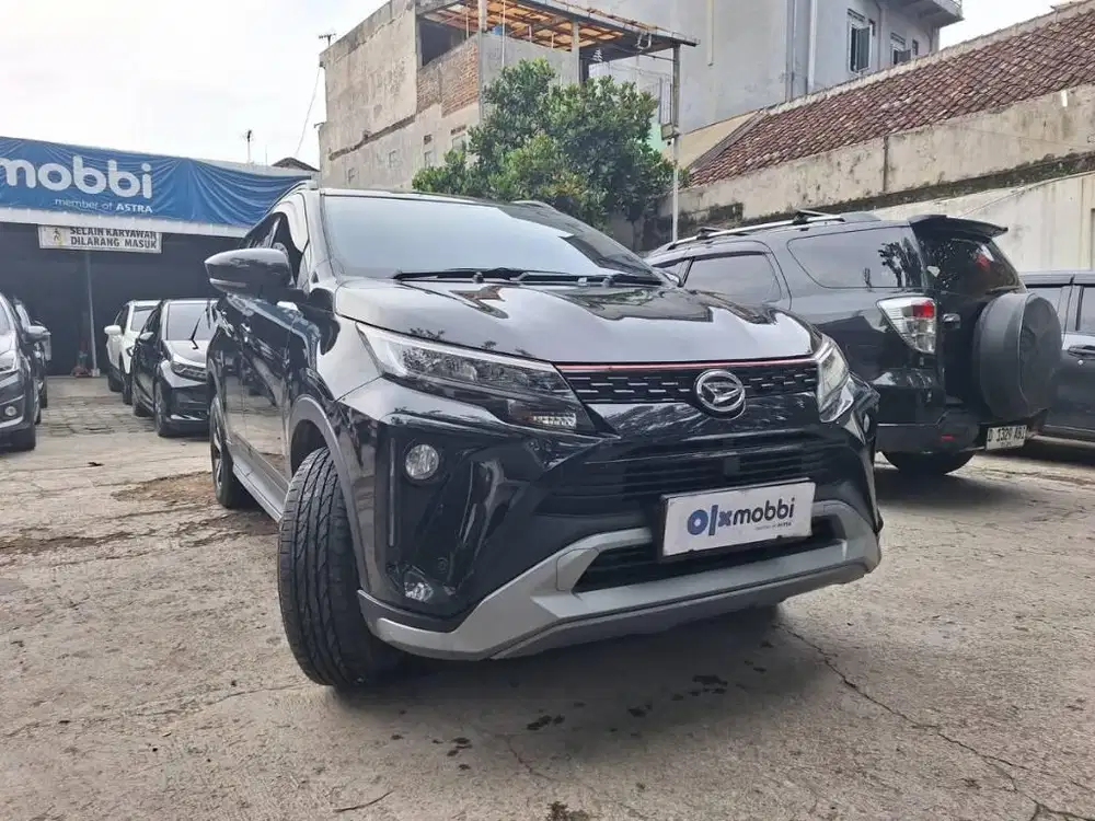 Type Tertinggi Daihatsu Terios R 1.5 Custom AT 2023