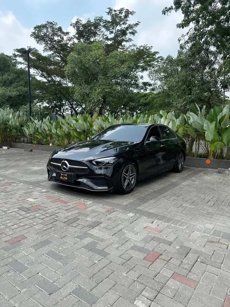 Mercedes Benz C 300 AMG 2024
