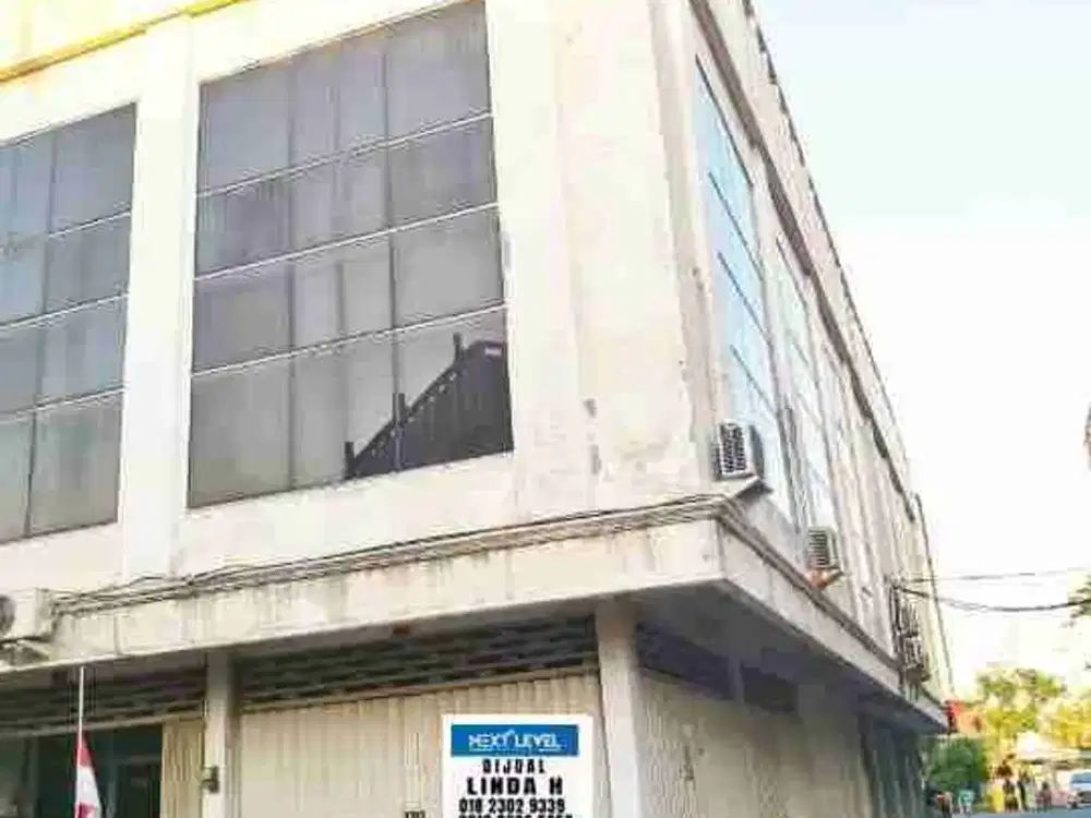 Dijual Ruko di Satelit Town Square dengan area parkir terbesar di Surabaya