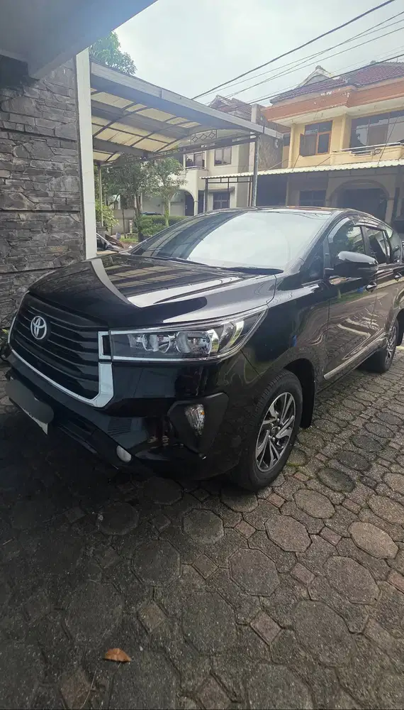 Dijual Innova Reborn G diesel AT tahun 2023 Bandung warna hitam