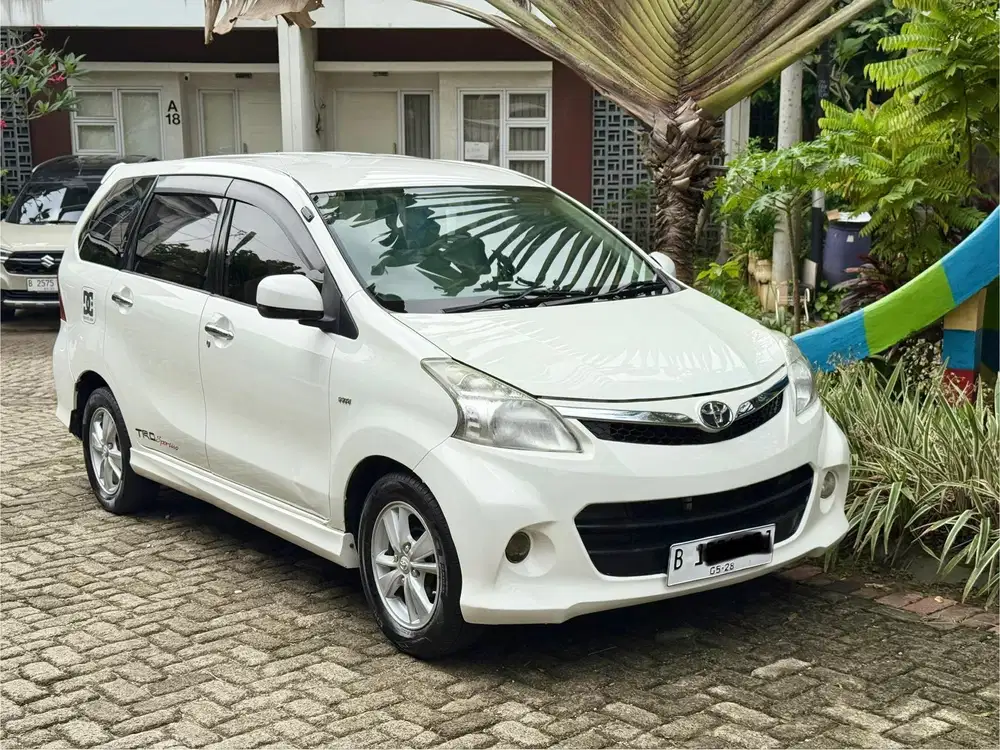 (CASH Termurah) Toyota Avanza Veloz 1.5  2013 G Manual. Mulus