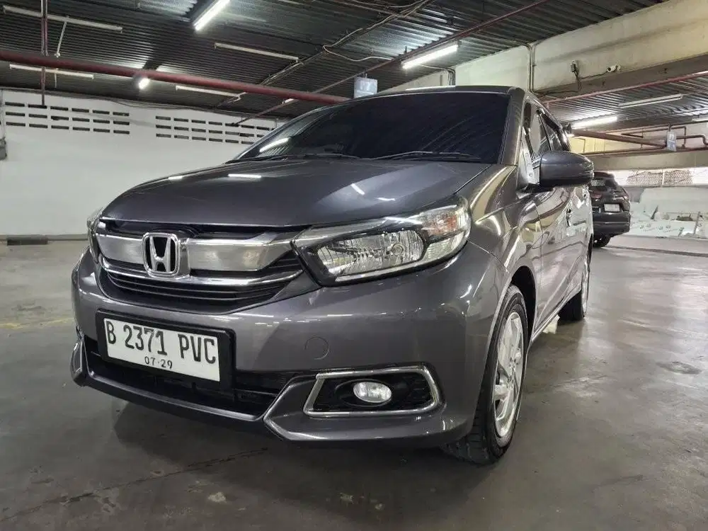 LowKM TDP15 MOBILIO E AT 2017 FACELIFT KM60RB RECORD PRESTIGE