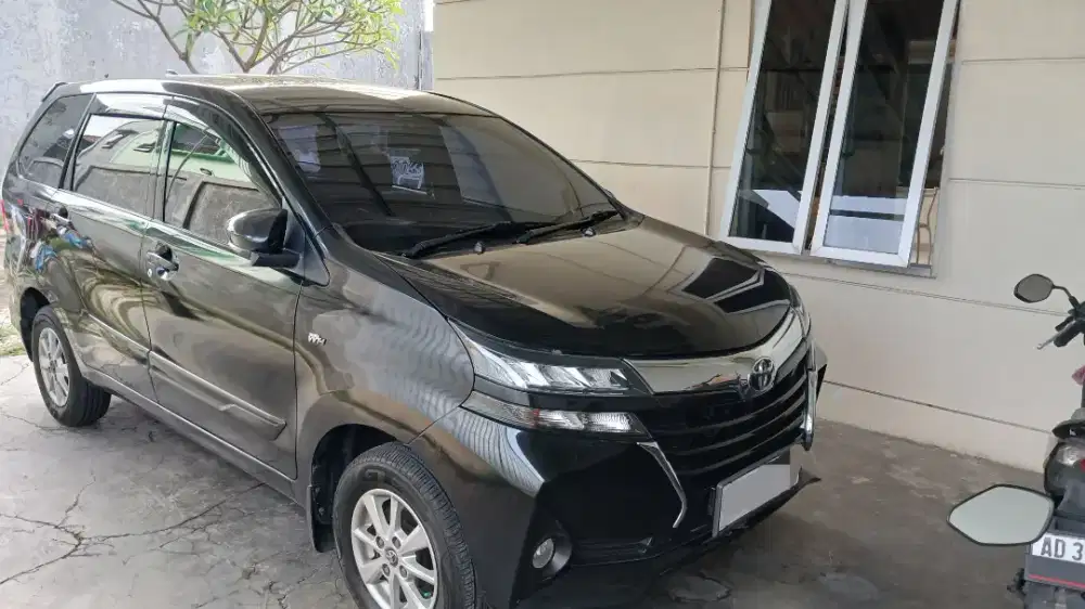 Dijual Mobil Keluarga