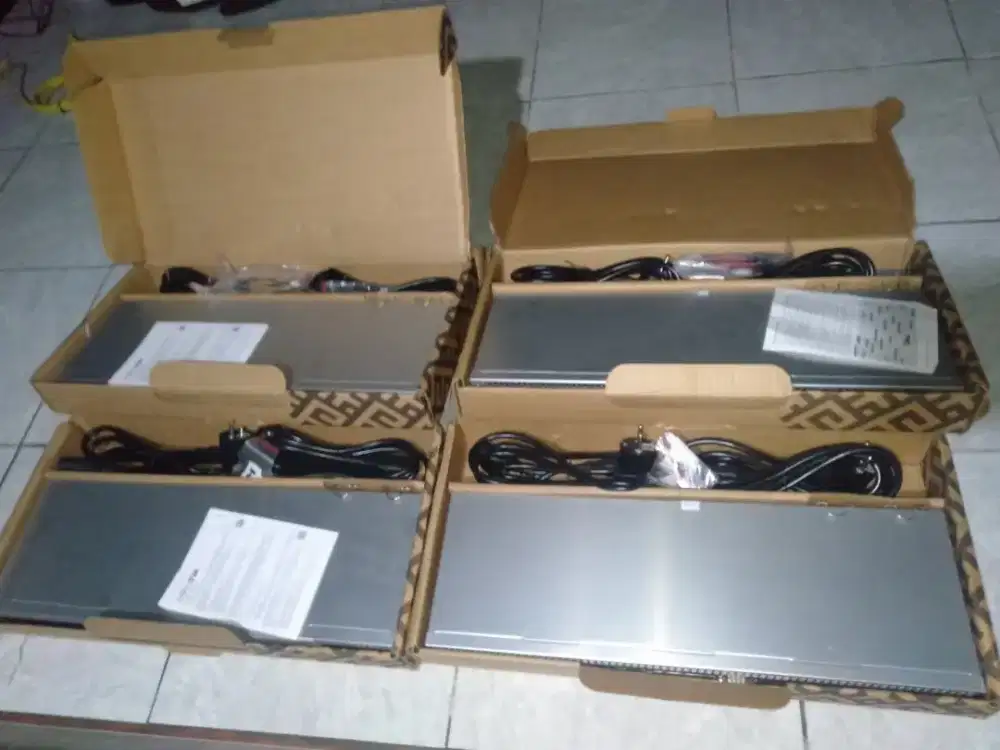 Mikrotik RB1100AHX4 kondisi baru