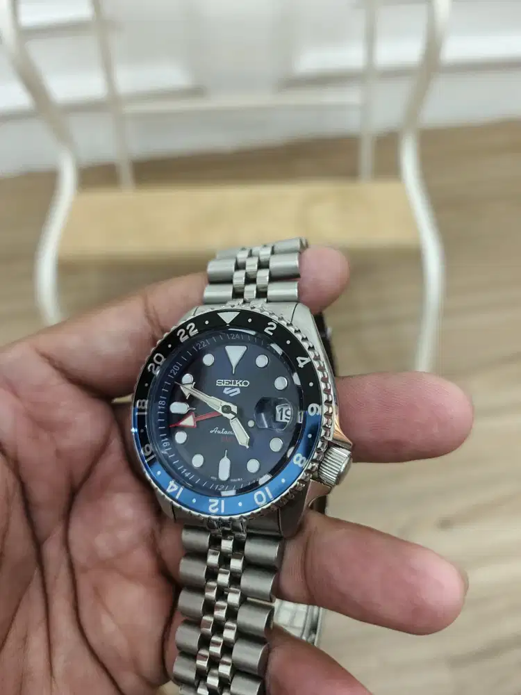 Seiko GMT Biru Navy