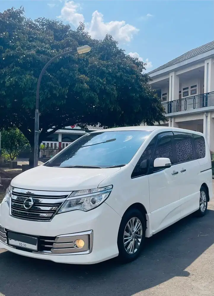 Nissan Serena 2015 Bensin