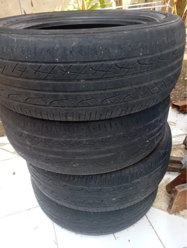 Ban Bekas Hankook Ukuran 205/55 R16 91V