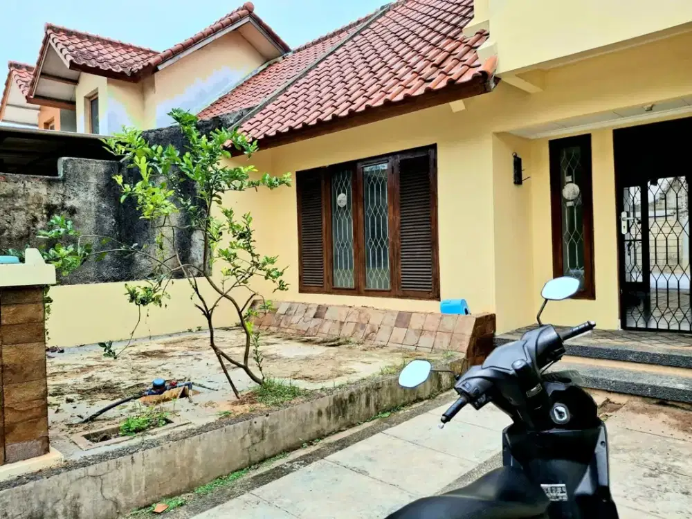 Dijual rugi 1 lantai kondisi masih standard di Talaga Bestari