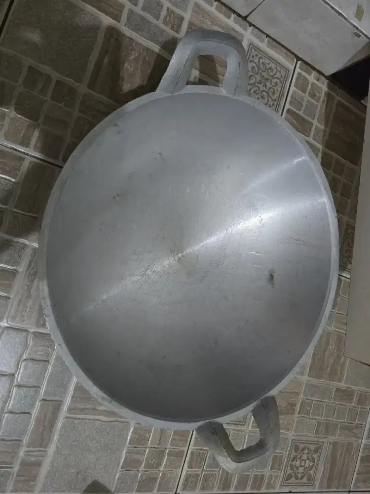 Kuali diameter +/- 40cm