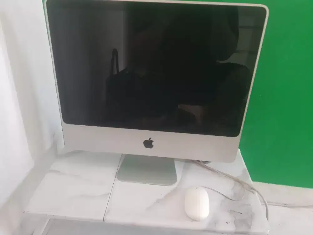 Apple Imac Early 2008 21 Inch Vintage Rare item