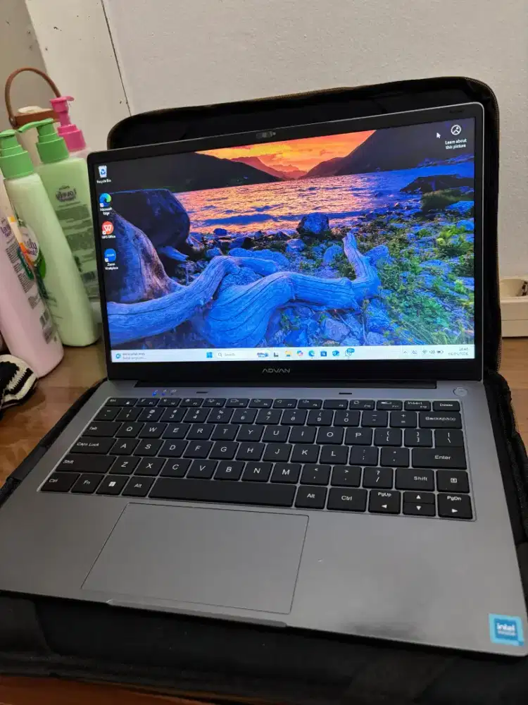 [COD BSD ONLY] ADVAN Laptop TBook Intel Second