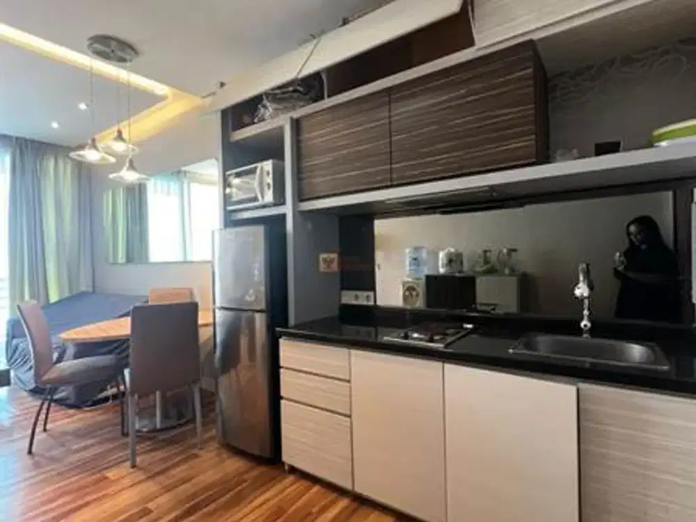 Akses Langsung Mall Sewa 1BR Furnished Bagus Fasilitas Kolam Renang, Gym Dekat ke Central Park, Taman Anggrek & Tol, Central Park Residences