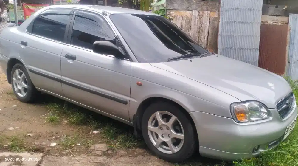 Suzuki Baleno old 2000