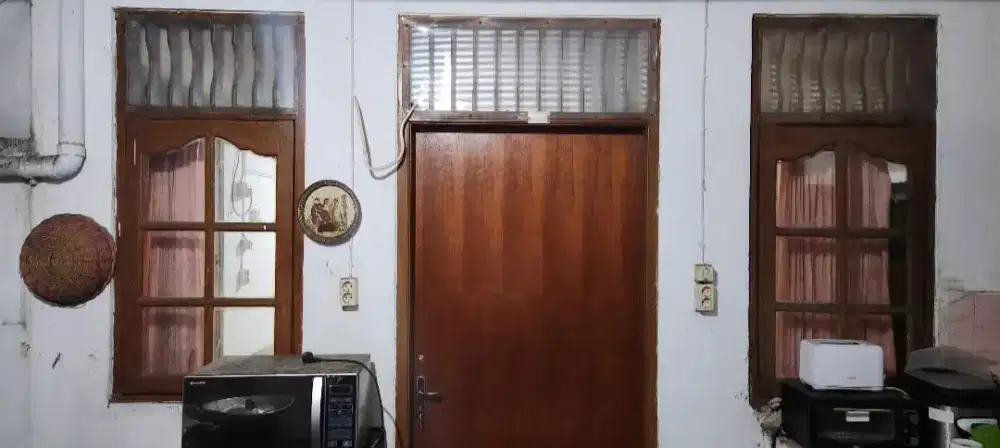 Kost bebas, campur, karyawan,Gudang,Ruang Usaha, Ruang Komersil