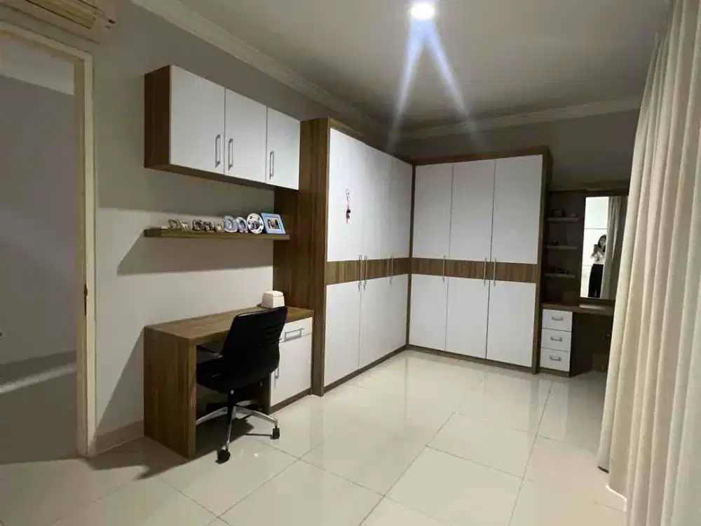 Dijual Rumah Mewah di Rancamaya