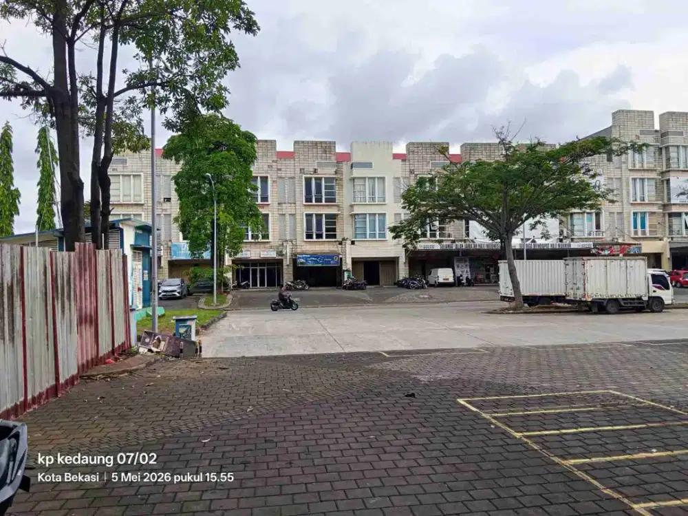 ruko Asia tropis 3 lantai unit langka paling besar di harapan indah 2 bekasi