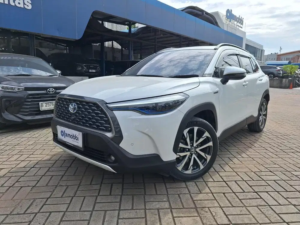 S KM Low Pajak Hidup Toyota Corolla 2023 UYL